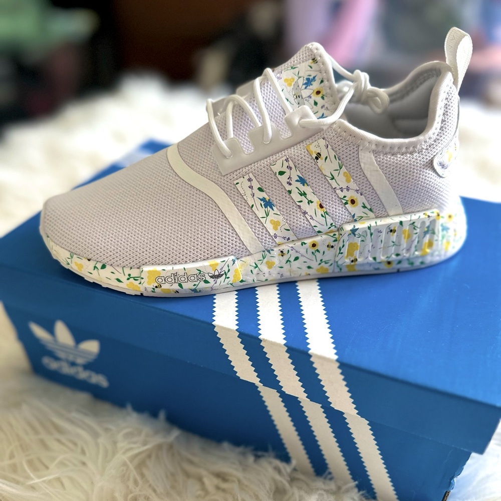 BACK TO SCHOOL PERFECT ADIDAS NMD1 - floral limited edition